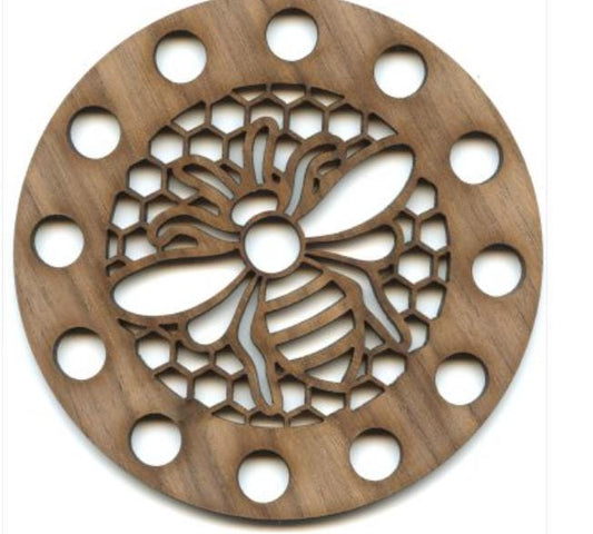 Bee Thread Keep by Willoughby Ann